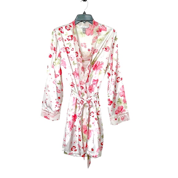 Delicate White and Pink Floral Nightgown and Robe set Size Small - Picture 1 of 6